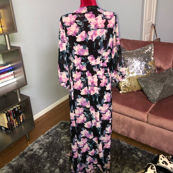 Flower 🌺 Sheer Dress - Picture 5 of 7